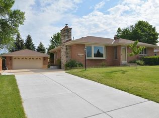 1809 Oak St, South Milwaukee, WI 53172