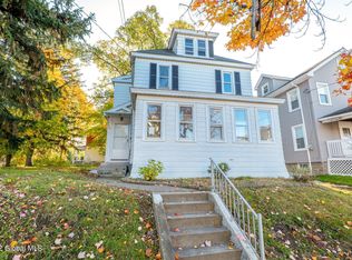 1930 Lenox Rd, Schenectady, NY 12308