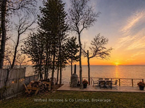 537 Bruce St #13, Saugeen Shores, ON N0H 2C1