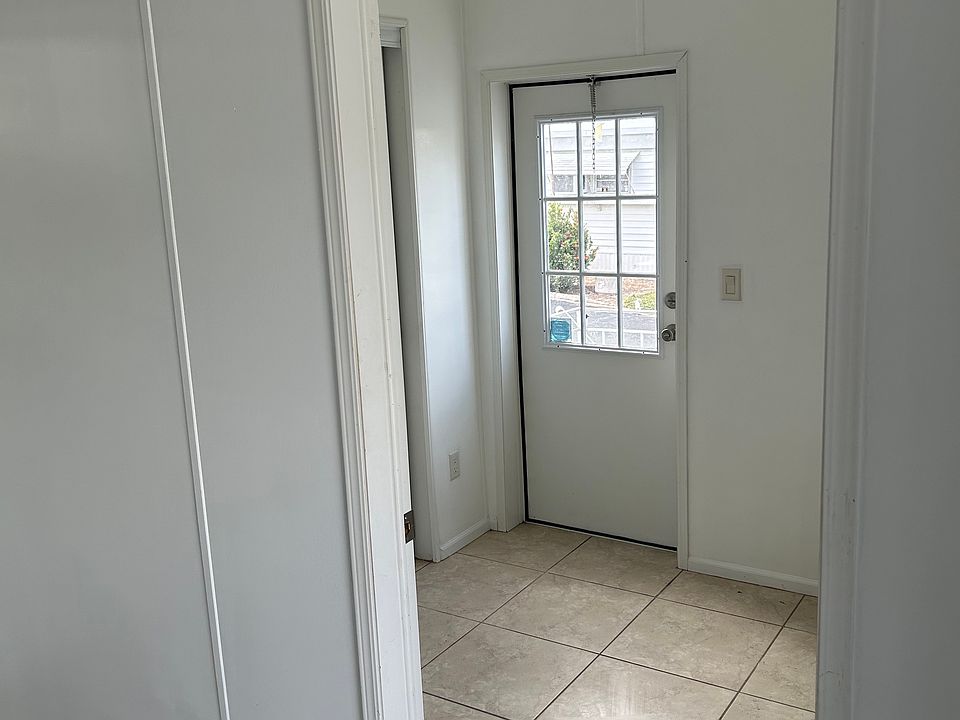 1st image of 7801 34th Ave N