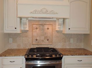 615 Chambord Dr, Brandon, MS 39042