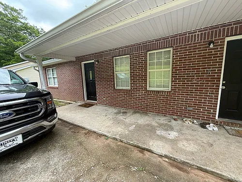 307 Reeceburg Rd SE Photo 1