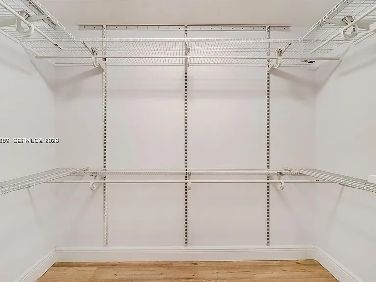 2425 SW 27th Ave #806 — Photo 25