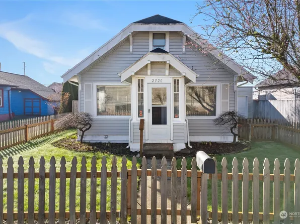 2520 Aberdeen Avenue, Hoquiam, WA 98550