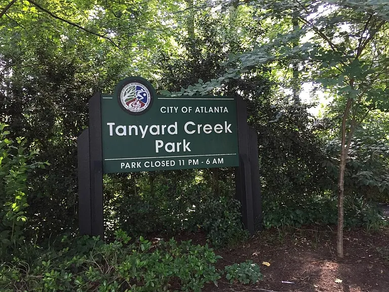 Tanyard Creek Park just feet away.
