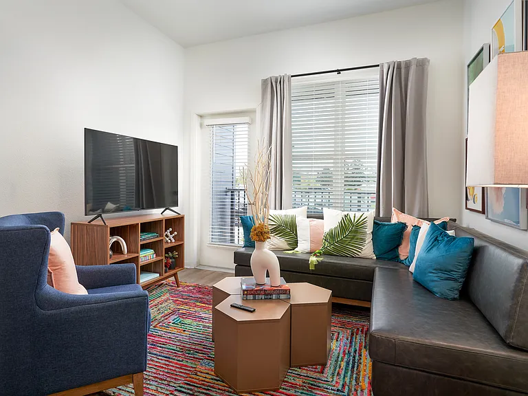 B1 Living Room