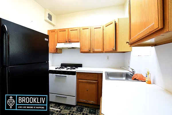 Rented by null | media 12