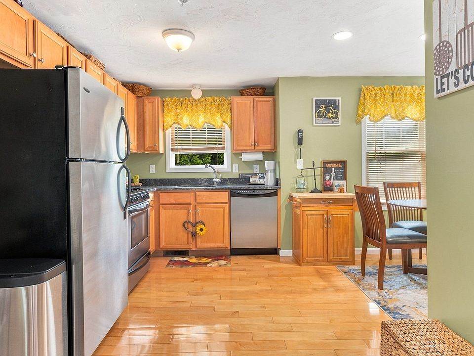 1st image of 417 Hildreth St Unit 5
