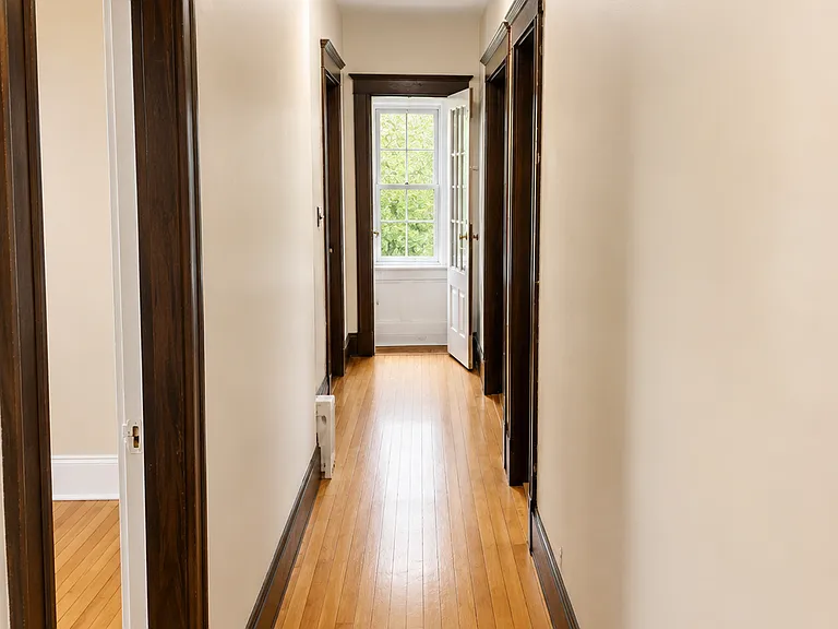 22 Morse St — Photo 4