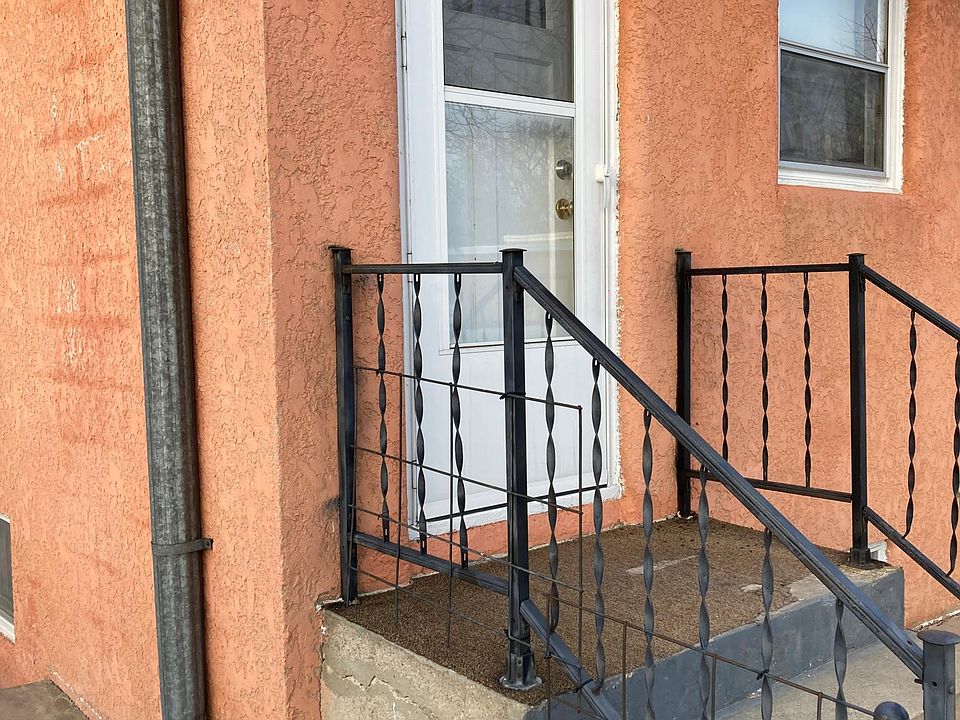 2nd image of 1000 E Kemp Ave #1000
