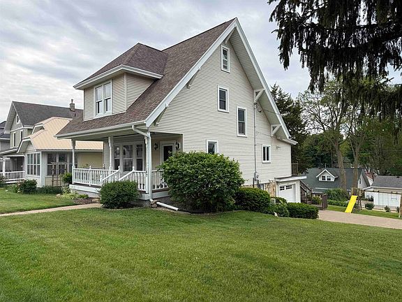 3rd image of 187 Nevada St