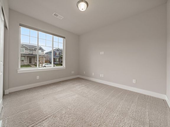 3rd image of 13111 183rd Ave E