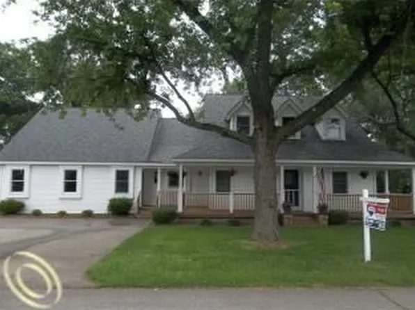 15536 Shadyside St, Livonia, MI 48154