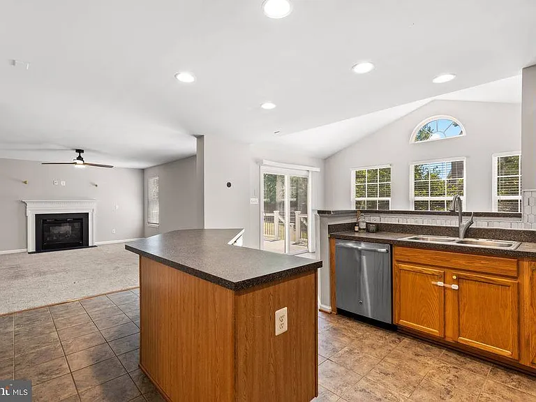 3329 Anne De Bourgh Dr — Photo 11