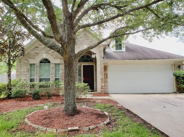 4903 Falls Cir