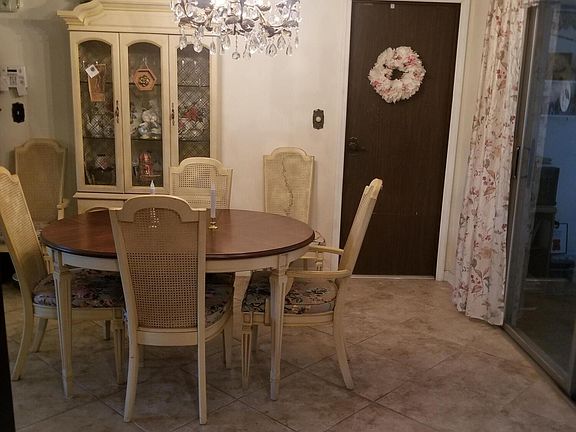 5th image of 459 NW Ravenswood Lane