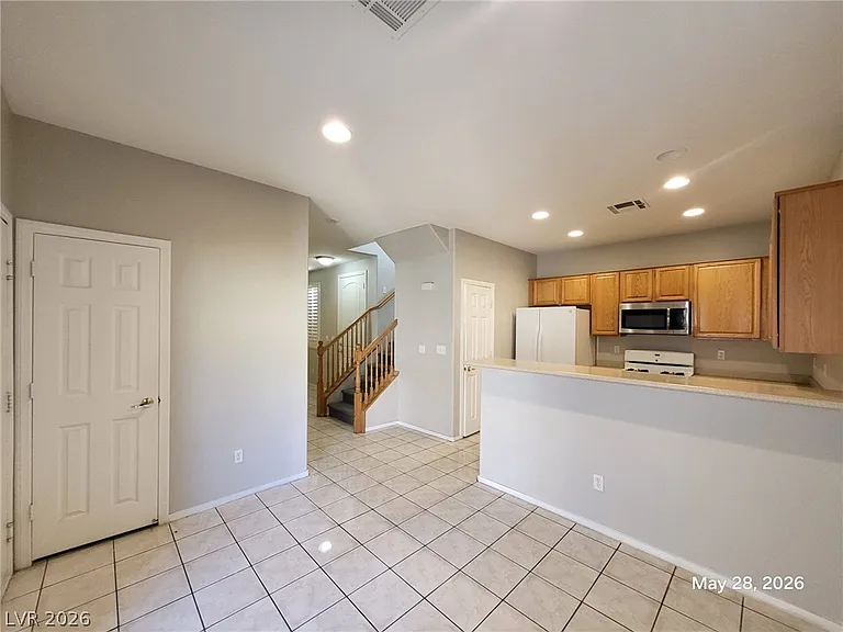 9843 Overlook Ridge Ave — Photo 2