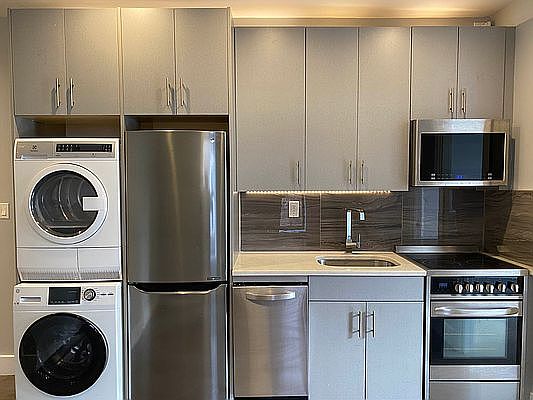 1st image of 234 E 116th St APT 2