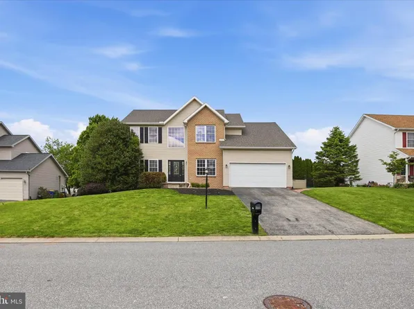 2166 Lucy Ln, York, PA 17404