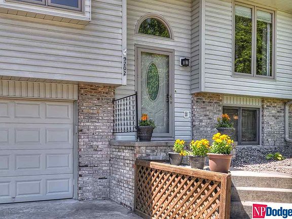 4th image of 9202 Murray Dr