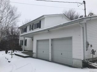 14 Janice Dr, Middletown, NY 10941