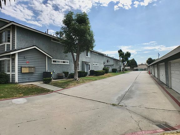 3rd image of 138 N 12th Ave #B4