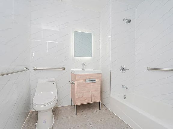 3rd image of 160 Bay 29 St Unit 2
