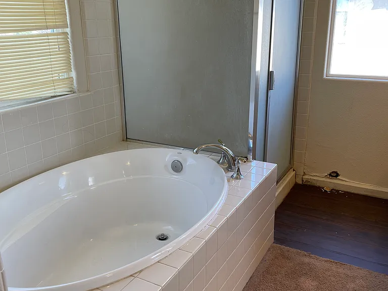1136 Verona Way — Photo 31