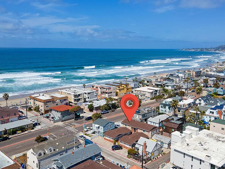 802-812 El Carmel Pl #808 — Photo 35