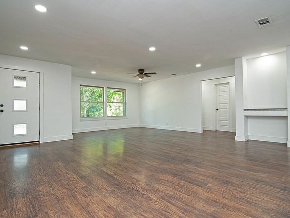 5th image of 7326 Maringo Dr