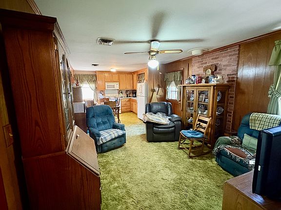 4th image of 411 Wauford Dr