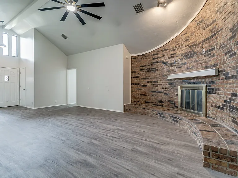 2809 Countrywood Ln — Photo 11