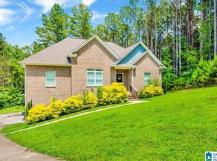 165 Whispering Way, Odenville, AL 35120