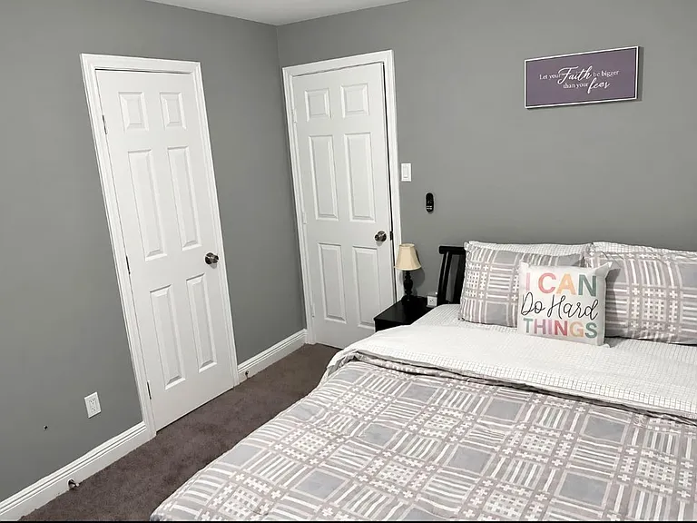 7910 Hawk Park — Photo 4