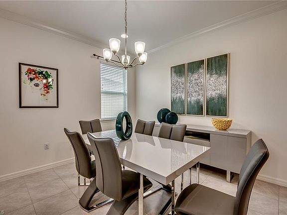 5th image of 2611 Corona Ln