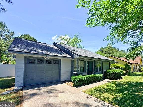 4th image of 204 Merriwood Cir