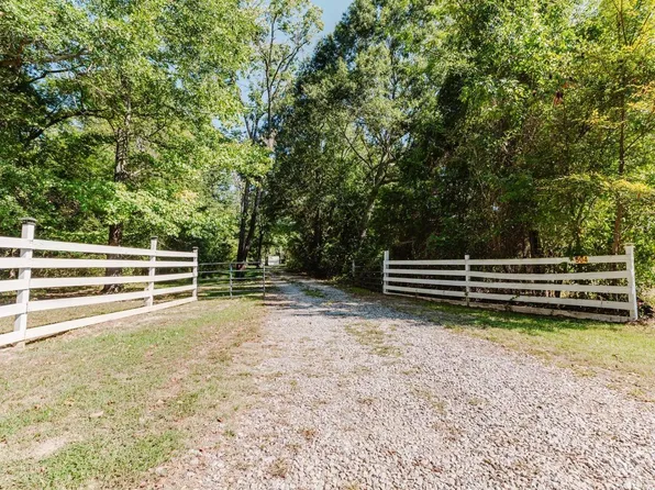 504 Howell Rd, Cabot, AR 72176