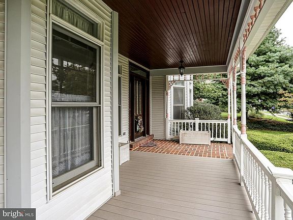 3rd image of 3602 Weymouth Dr
