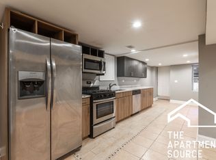 1122 W 19th St, Chicago, IL 60608