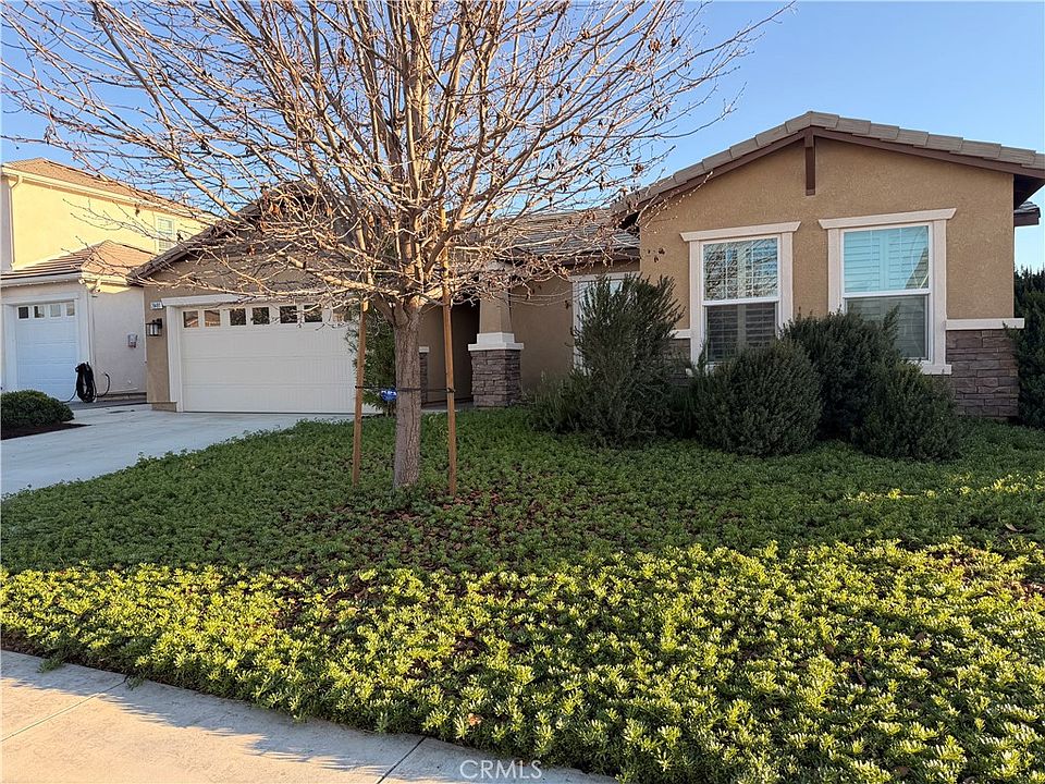 1st image of 28481 Pear Blossom Ln