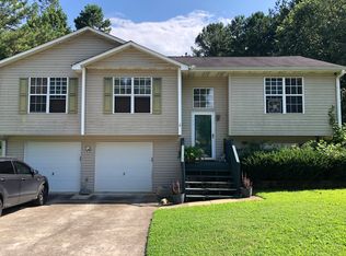 6950 Stoneridge Dr, Douglasville, GA