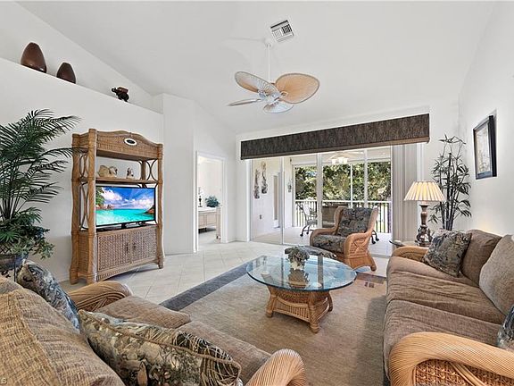 3rd image of 8135 Celeste Dr Unit 4219
