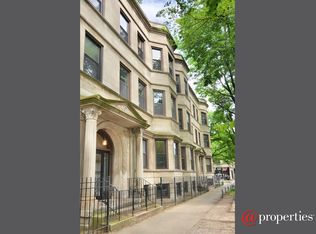 3840 N Sheffield Ave #102, Chicago, IL 60613