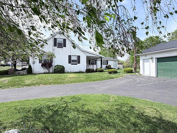 4th image of 1077 Paper Mill Rd