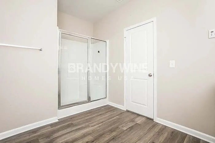 519 Glenmanor Dr — Photo 18
