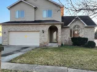 607 Cody Ln, University Park, IL
