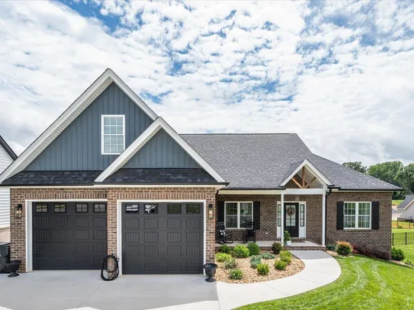 1089 Glenbrooke Dr, Lynchburg, VA 24503