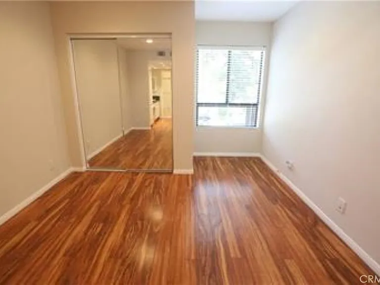 22100 Burbank Blvd #22100 — Photo 17