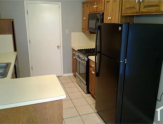 2nd image of 219 Mesa Wood Dr