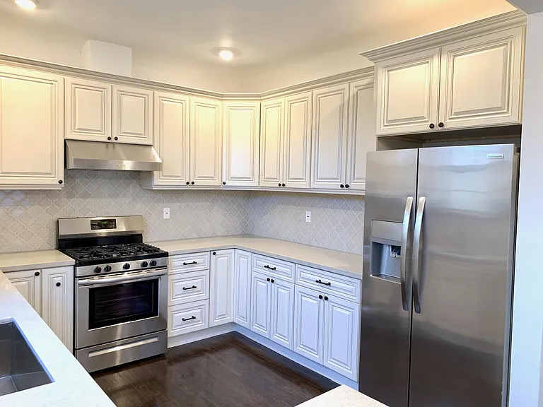 9332 W Olympic Blvd — Photo 7